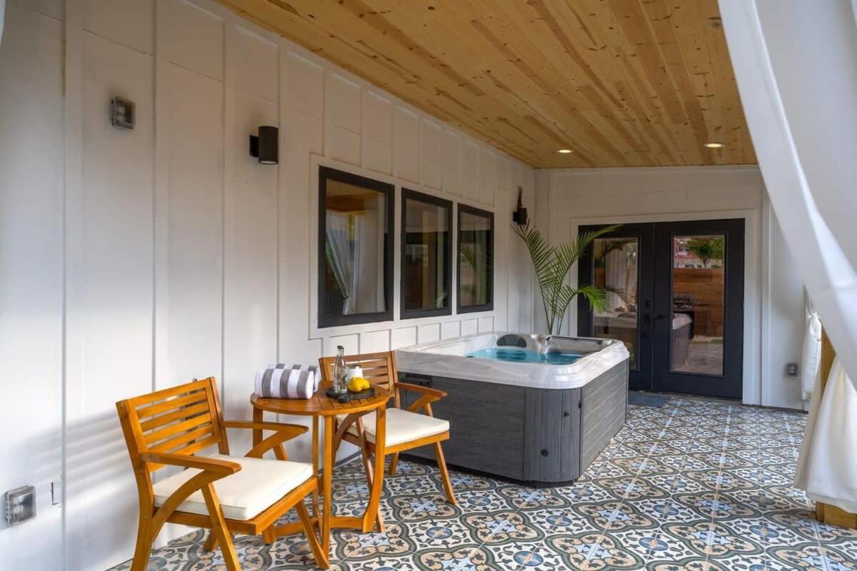 Petit Paradis Studio With Hot Tub فريدريكسبيرغ المظهر الخارجي الصورة